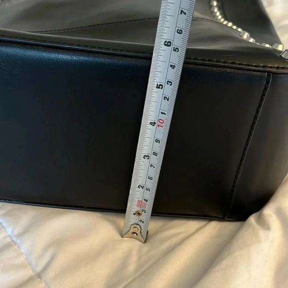 Danier black large stud, tote bag, leather edgy streetwear office. laptop. - Picture 17 of 17